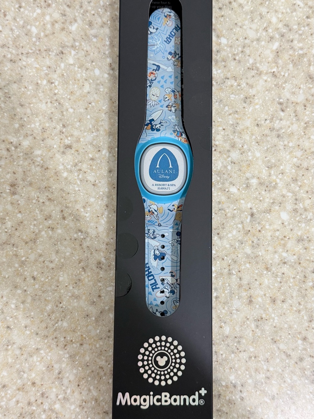 Aloha, Pineapple Disney Aulani Resort & spa Magic Band+ New sold out in store